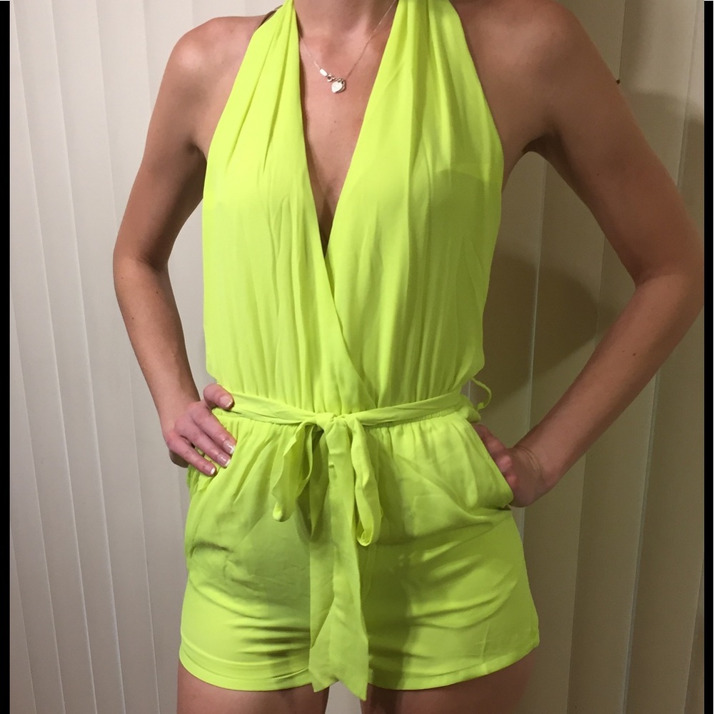 Women’s CALS Yellow Romper. Ties at neck. - Picture 4 of 7